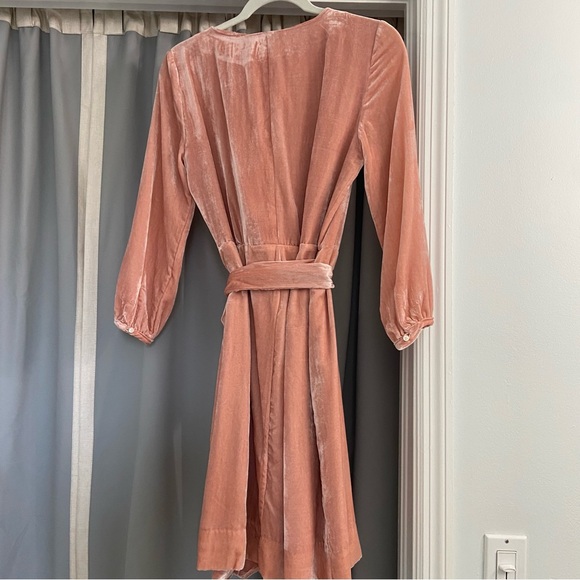 J. CREW Velvet Wrap Dress in Blush Pink Size 2 - Picture 4 of 6